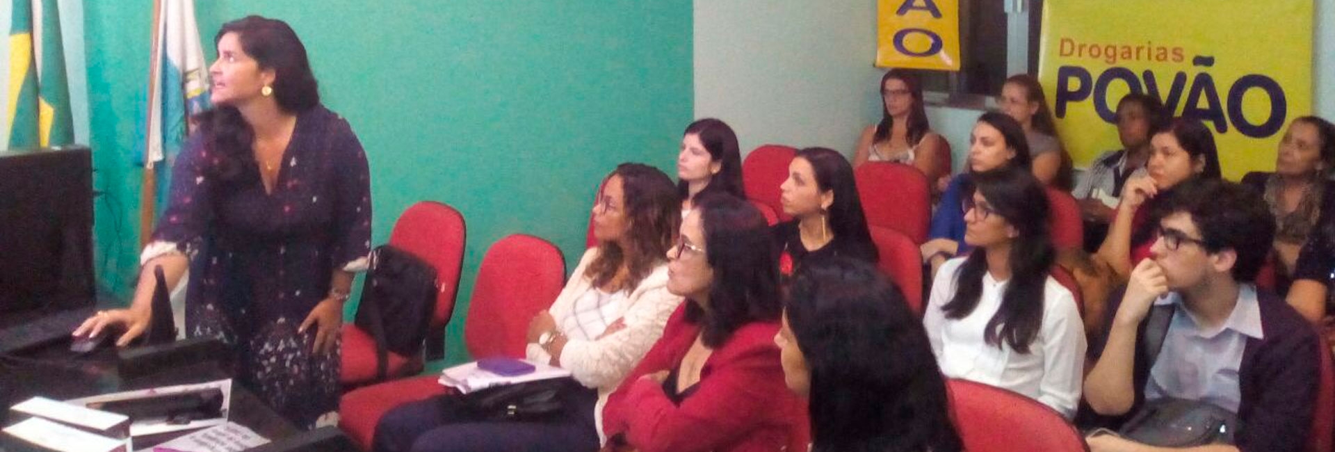 Palestra com a Dra. Marisa Gaudio em Evento do Mês da Mulher